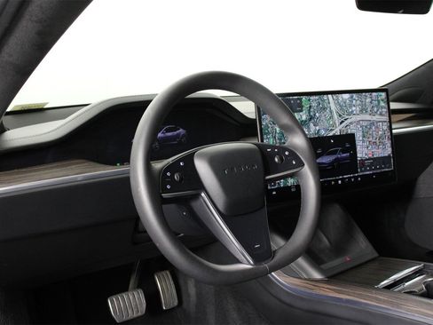 Used 2022 Tesla Model S image 4