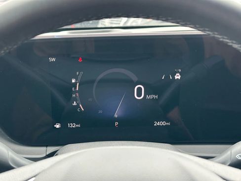 Used 2025 Buick Envista Sport Touring image 28