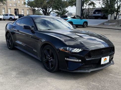 Used 2022 Ford Mustang GT Premium w/ Equipment Group 401A image 4