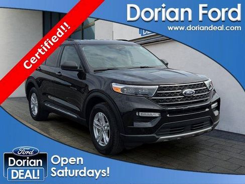 Certified 2023 Ford Explorer XLT w/ Equipment Group 202A AWD/4WD image 1