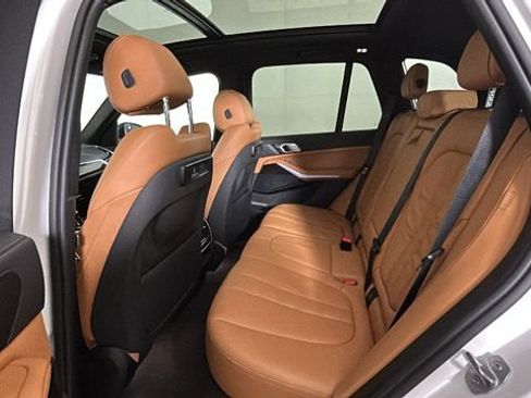 Used 2019 BMW X5 xDrive40i AWD/4WD image 28