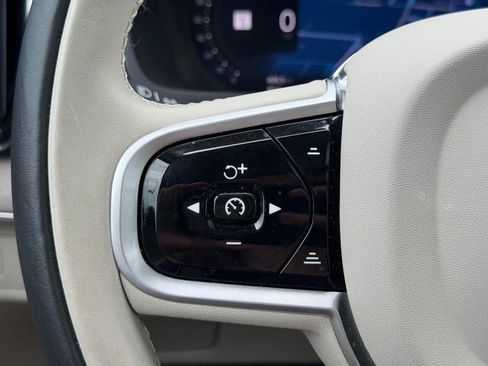 Certified 2026 Volvo XC90 B6 Ultra AWD/4WD image 18