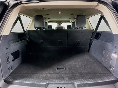 Used 2024 Ford Expedition Max XLT image 30