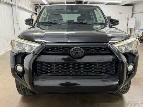 Used 2016 Toyota 4Runner SR5 Premium RWD image 11