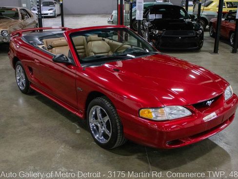 Used 1997 Ford Mustang GT RWD image 10