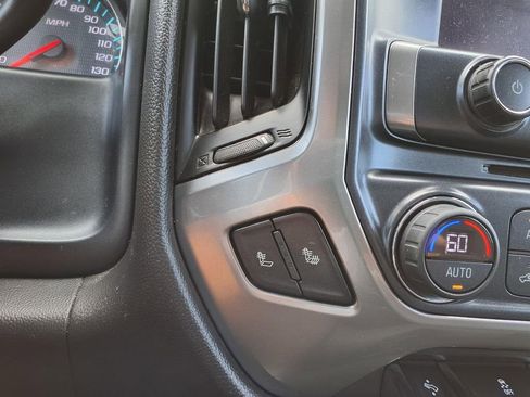 Used 2018 Chevrolet Silverado 1500 LT w/ All Star Edition AWD/4WD image 31