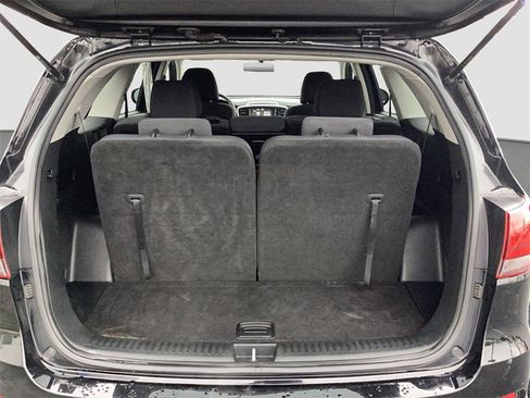 Used 2020 Kia Sorento LX image 20