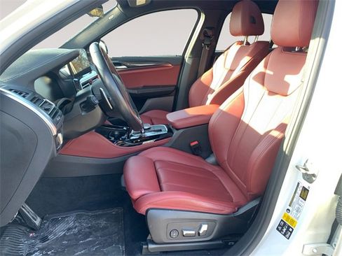 Used 2022 BMW X4 M40i w/ Premium Package image 9