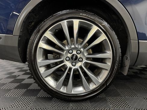Used 2018 Lincoln MKX Reserve w/ Driver Assistance Package AWD/4WD image 9