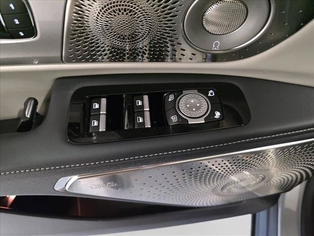 Used 2025 Lincoln Nautilus Reserve AWD/4WD image 29