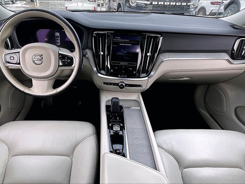 Used 2024 Volvo S60 B5 Plus image 13