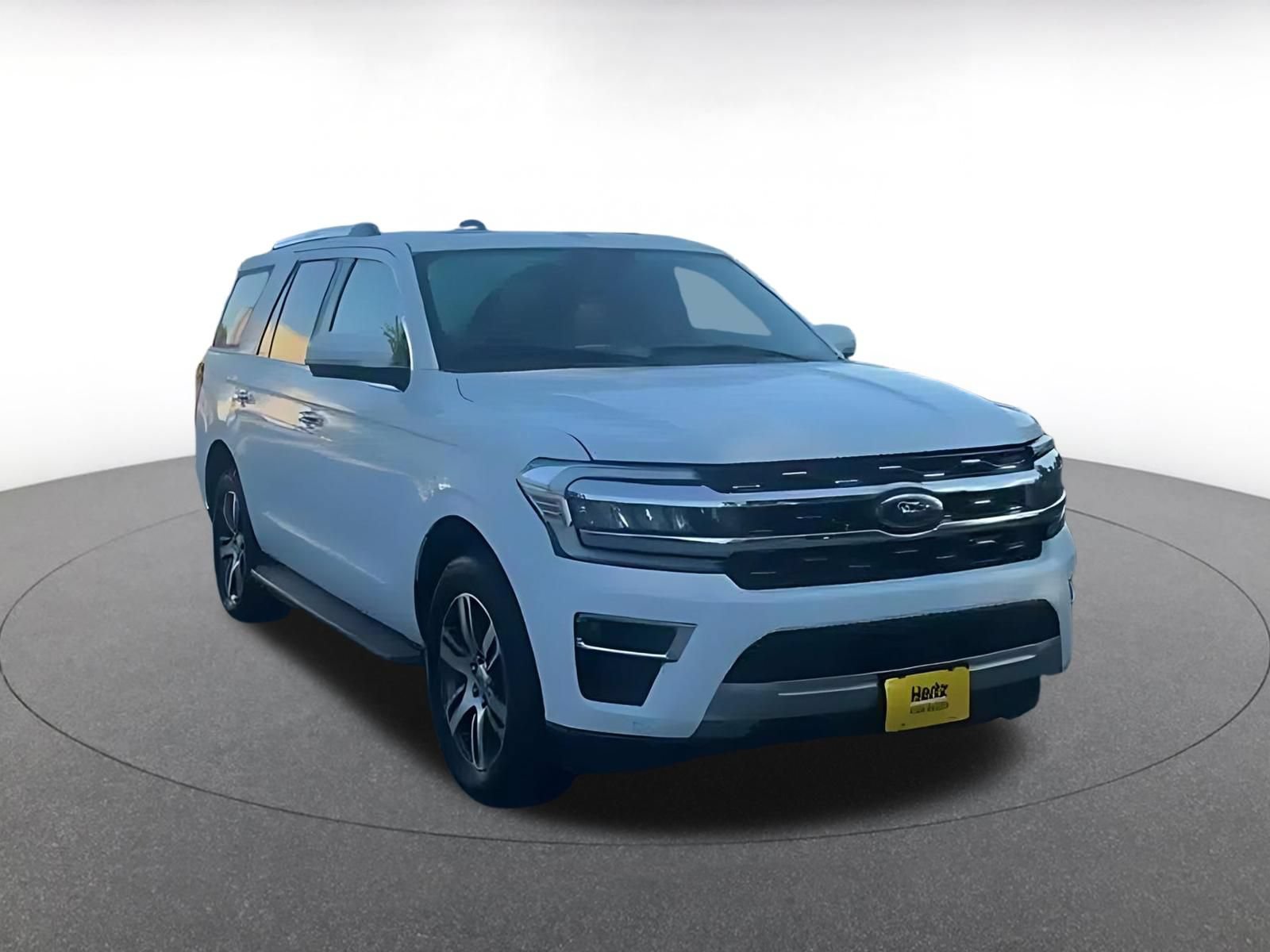 Used 2024 Ford Expedition Limited RWD image 3