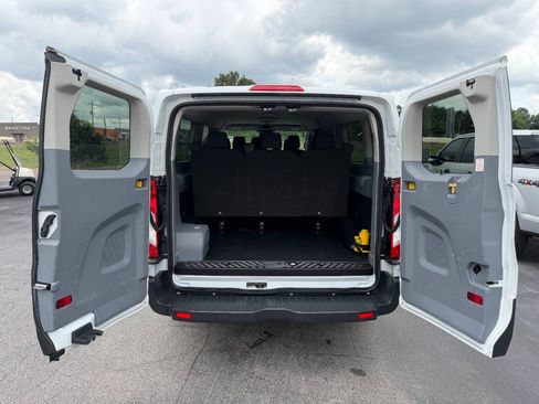 Used 2018 Ford Transit 350 XL RWD image 8