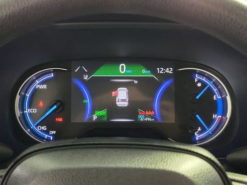 Used 2025 Toyota RAV4 LE AWD/4WD image 27