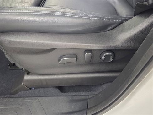 Used 2021 Subaru Ascent Touring image 17
