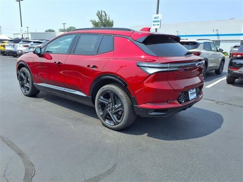 New 2025 Chevrolet Equinox EV RS image 10