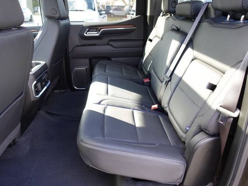 Used 2024 GMC Sierra 1500 Denali w/ Denali Reserve Package AWD/4WD image 29