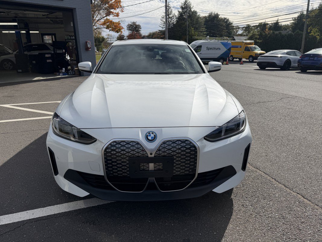 Used 2025 BMW i4 xDrive40i w/ Premium Package AWD/4WD image 3