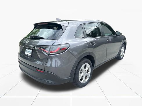 Used 2025 Honda HR-V LX image 8
