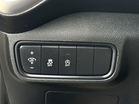 Used 2023 Kia Soul LX w/ Option Group 015 FWD image 21