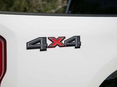 Used 2024 Ford F250 XLT image 15