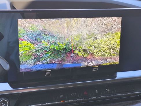 Used 2024 Chevrolet Silverado 2500 LT image 19