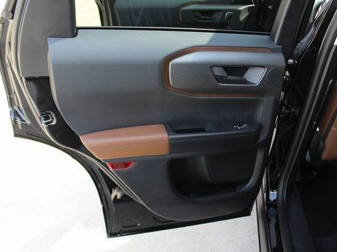 New 2025 Ford Bronco Sport Outer Banks w/ Outer Banks Tech Package+ AWD/4WD image 8