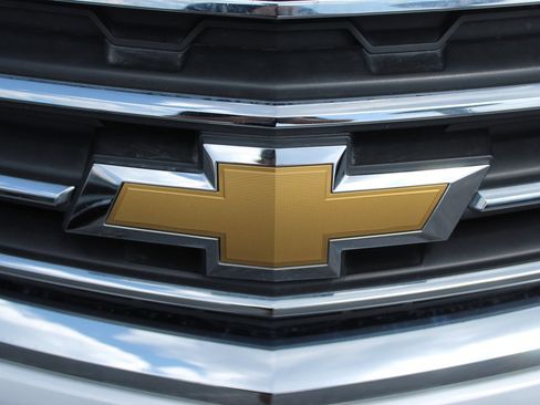 Used 2016 Chevrolet Traverse LT FWD image 9