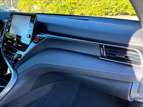 Used 2023 Toyota Camry SE image 17