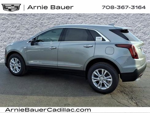 New 2026 Cadillac XT5 Luxury image 8