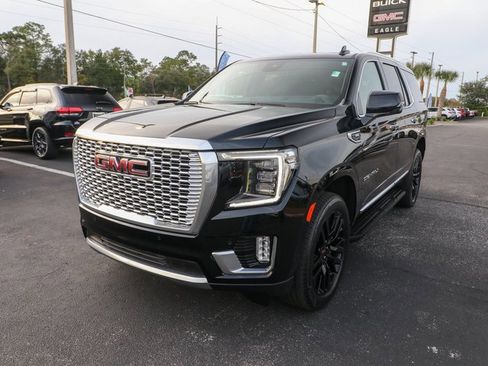 Used 2024 GMC Yukon Denali w/ Max Trailering Package image 3