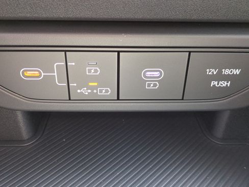 New 2026 Kia K4 FWD image 17