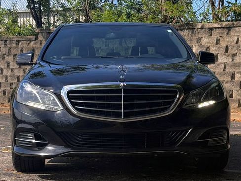 Used 2014 Mercedes-Benz E 350 4MATIC Sedan image 12