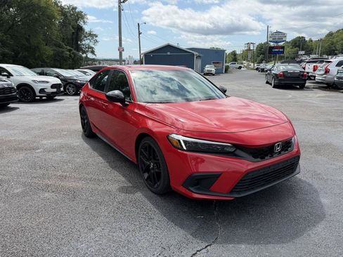 Used 2024 Honda Civic Sport image 3