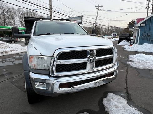 Used 2015 RAM 5500 Tradesman image 6