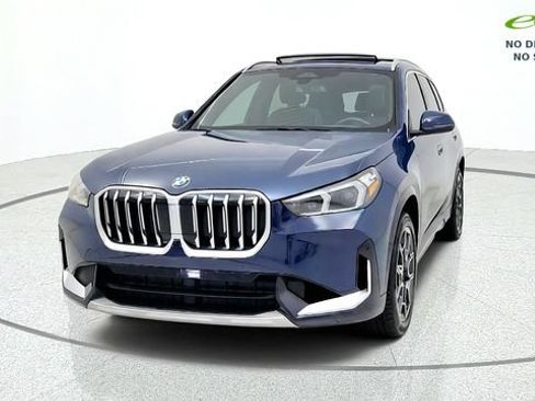 Used 2026 BMW X1 xDrive28i AWD/4WD image 3