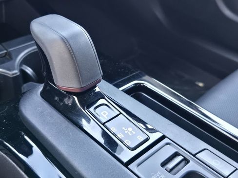 Used 2024 Toyota Prius Prime Premium w/ Advanced Technology Package image 10