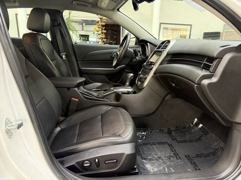 Used 2015 Chevrolet Malibu LTZ FWD image 17