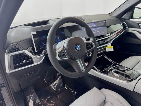 New 2026 BMW X5 xDrive40i w/ M Sport Package image 9