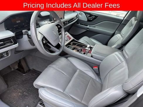 Used 2020 Lincoln Aviator Reserve w/ Equipment Group 201A RWD image 4