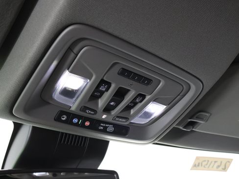 Used 2023 GMC Sierra 1500 Denali AWD/4WD image 68