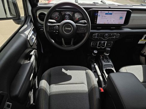 New 2026 Jeep Gladiator Sport image 10