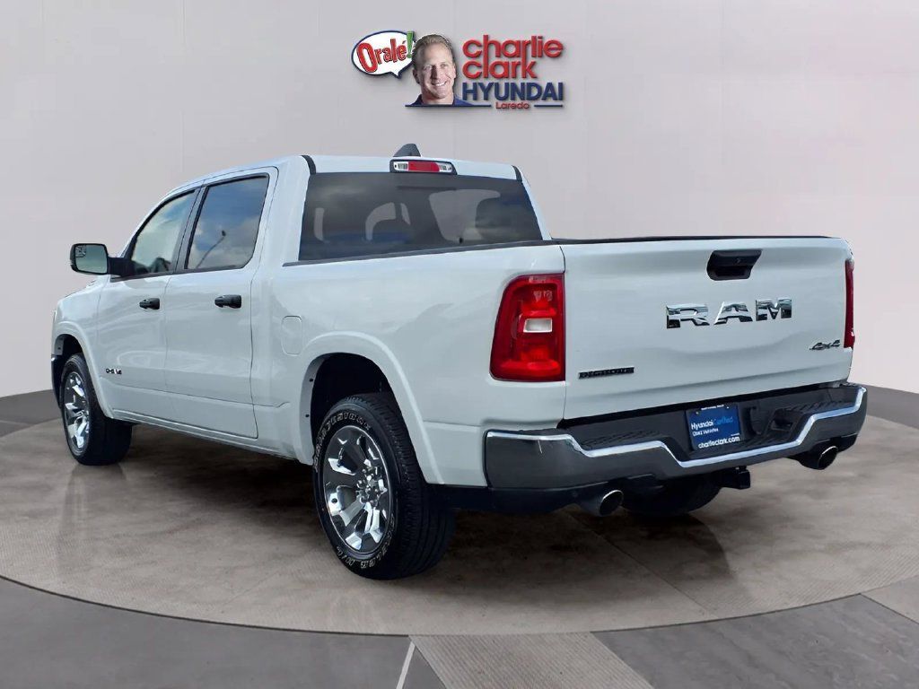 Used 2026 RAM 1500 Big Horn AWD/4WD image 3