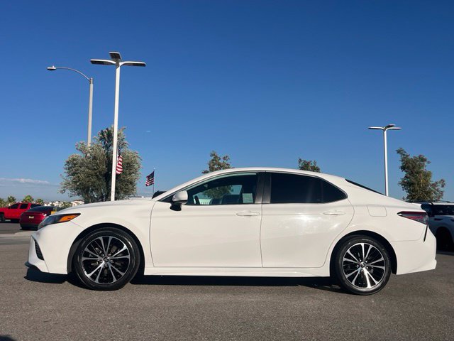 Used 2019 Toyota Camry SE w/ Protection Package (Q2) FWD image 2