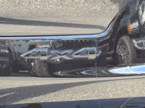 Used 2023 Jeep Grand Cherokee L Laredo image 30