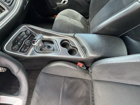 Used 2016 Dodge Challenger R/T Scat Pack RWD image 18