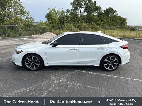 Used 2025 Honda Civic Sport Touring image 10