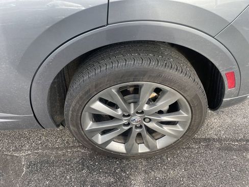 Used 2022 Buick Envision Avenir w/ Safety Package image 10