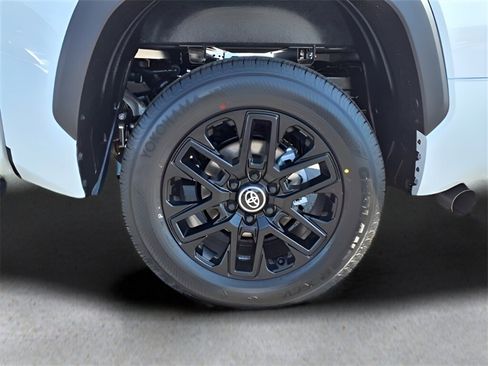 New 2025 Toyota Tundra Limited image 22