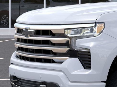New 2026 Chevrolet Silverado 1500 High Country AWD/4WD image 13